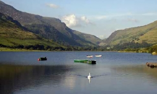 El pintoresco lago Tal y Llyn